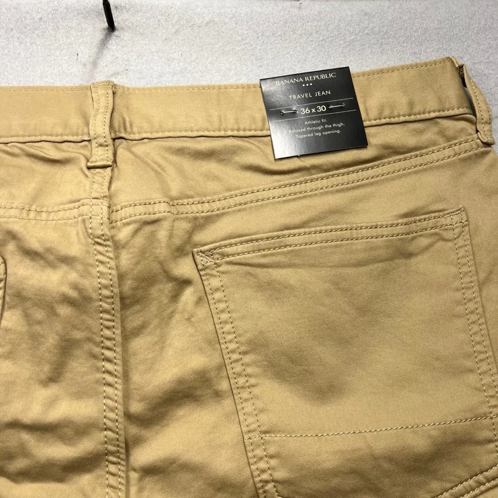 Banana Republic Travel Jean Mens 36x30 Athletic Fit Khaki Tan Pants 599223-00-1